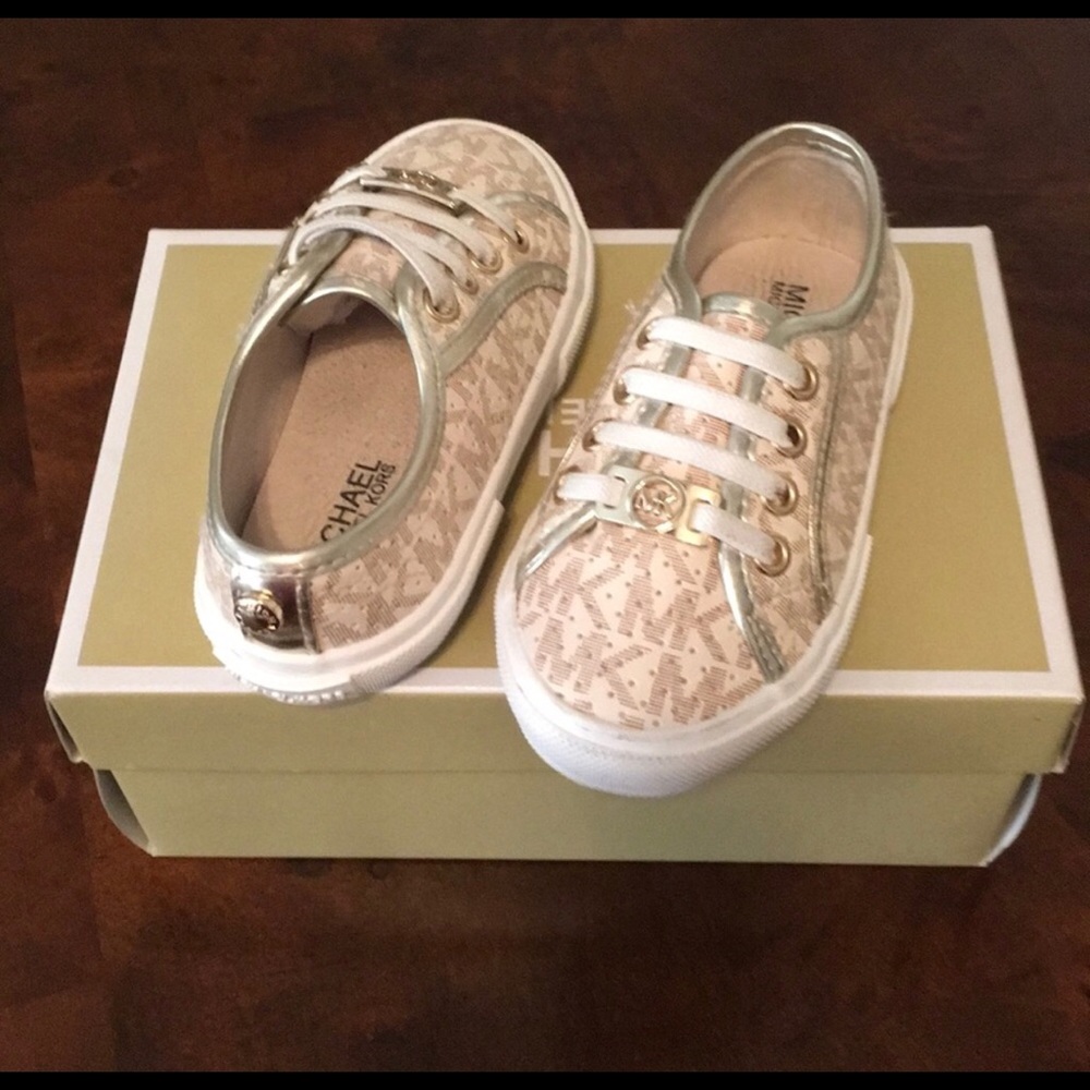 Micheal kors shoes